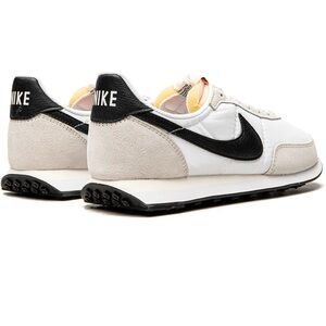 Nike White and Black Classic Sneakers